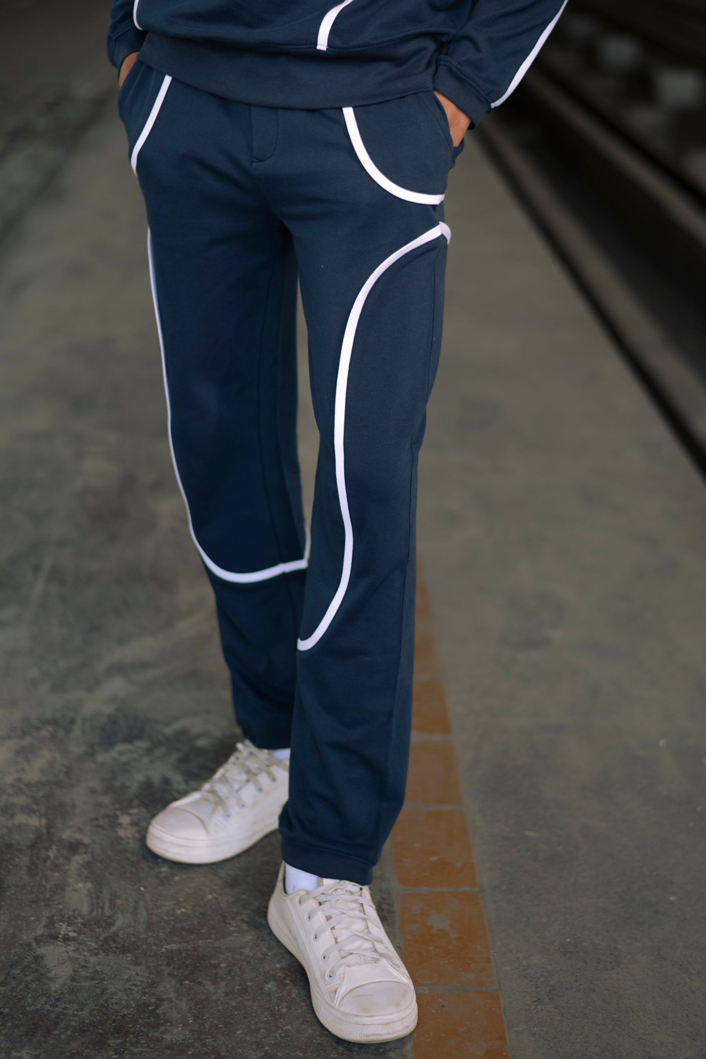 SINEWAVE SWEATPANTS NAVY