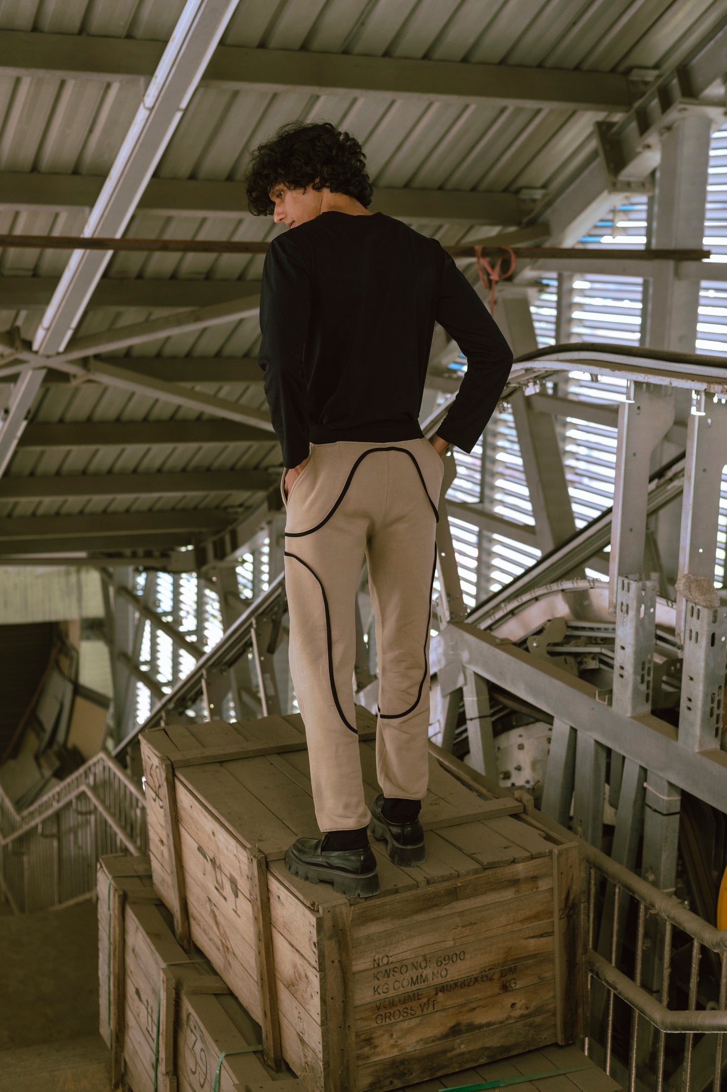 SINEWAVE SWEATPANTS BEIGE