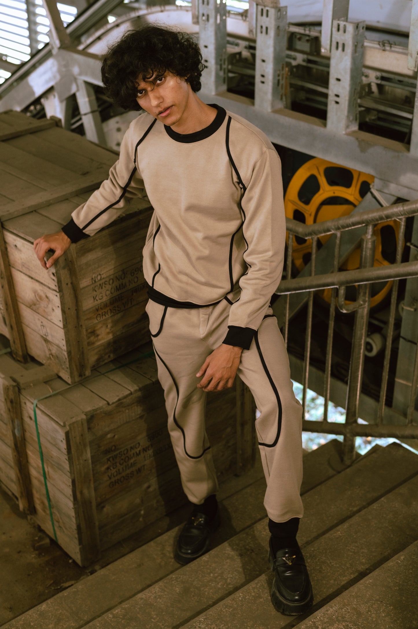SINEWAVE SWEASHIRT BEIGE
