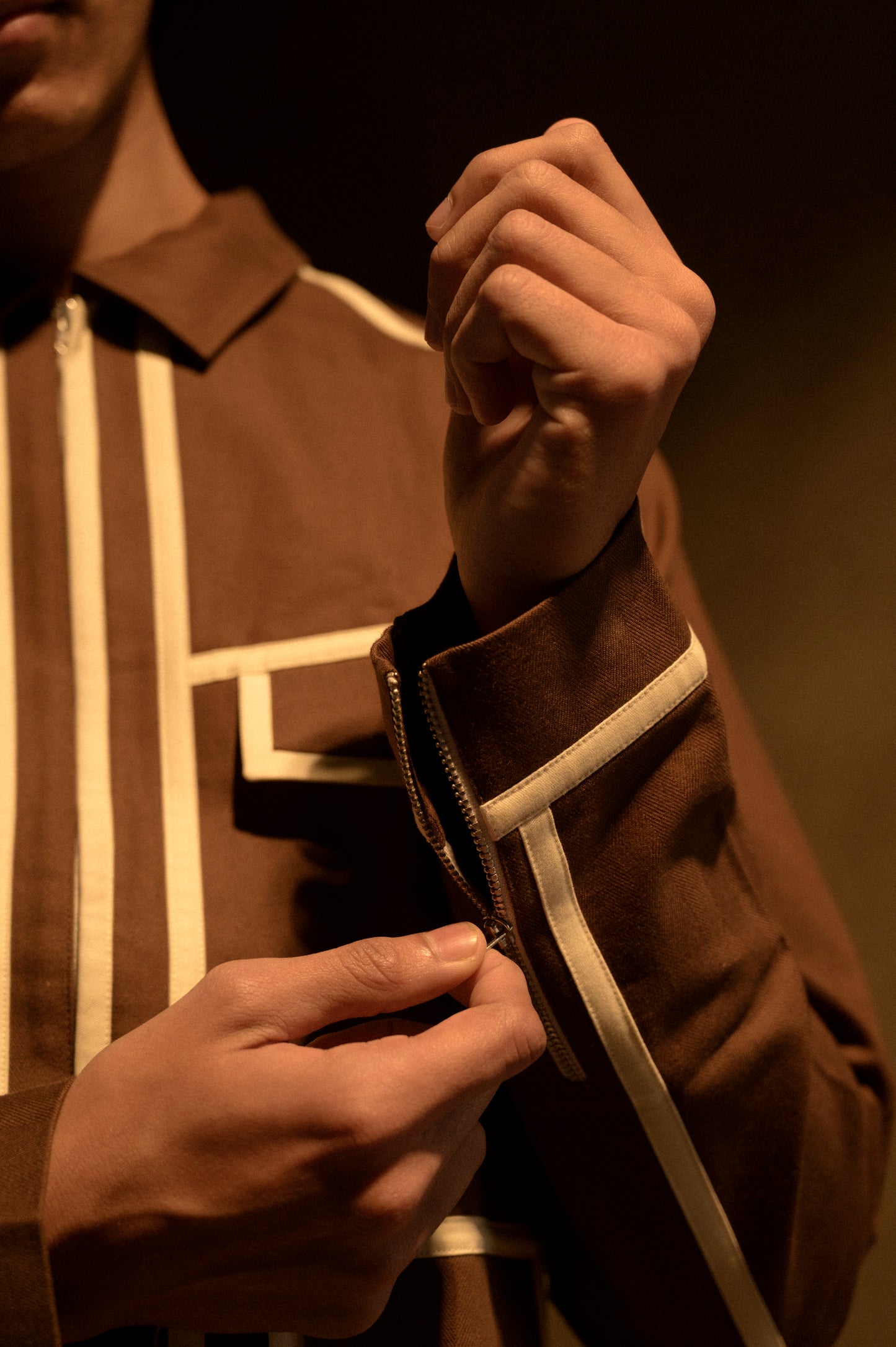 QUADRA JACKET - BROWN