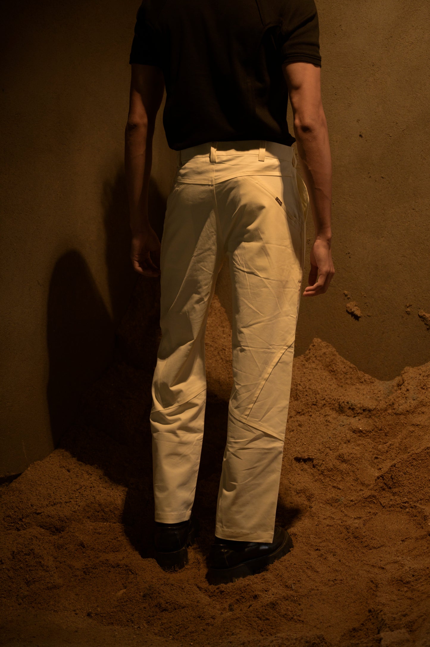 VANTAYELLOW TROUSERS