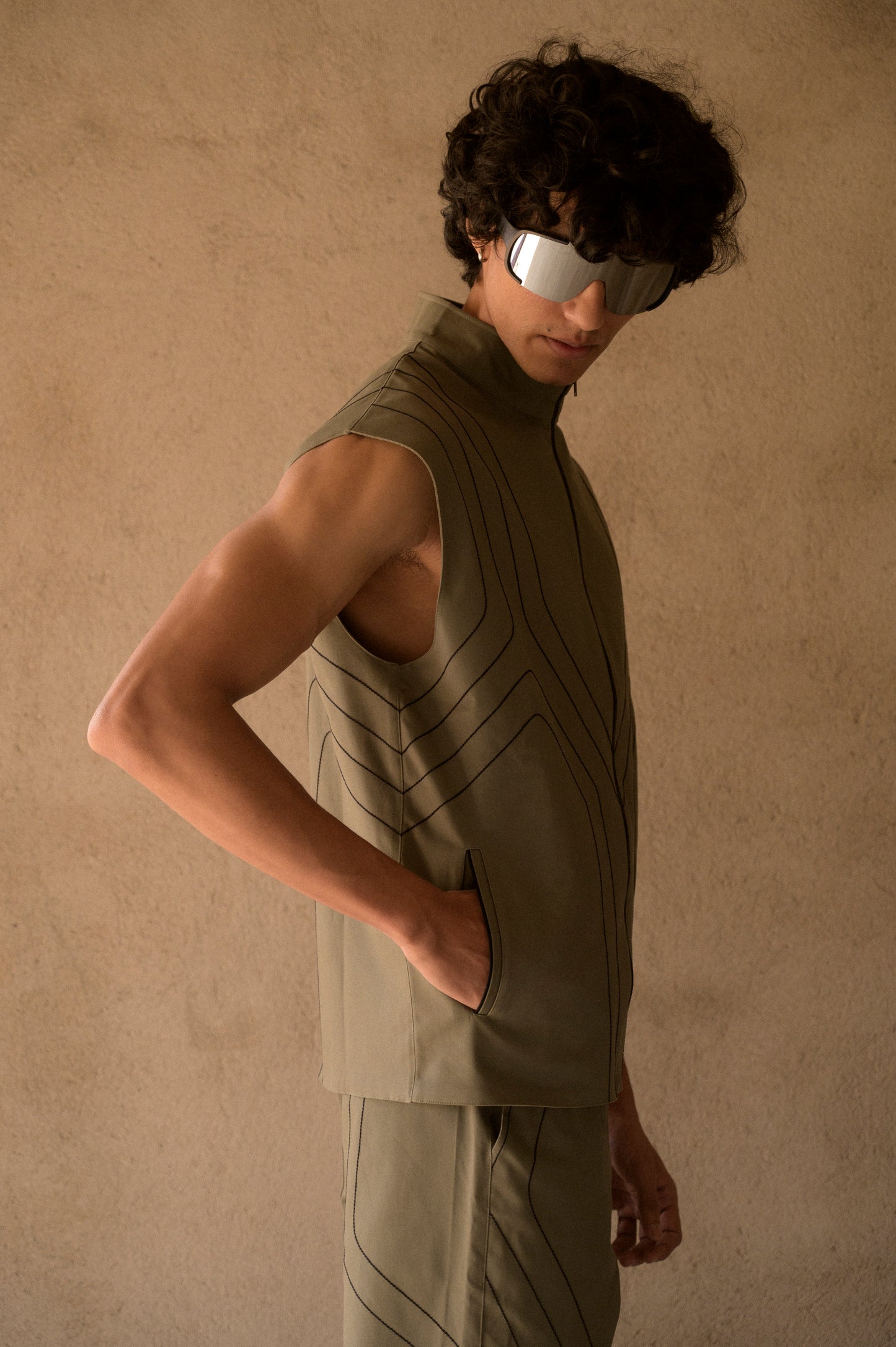 MATRIX TECHNICAL VEST - DUSTY OLIVE