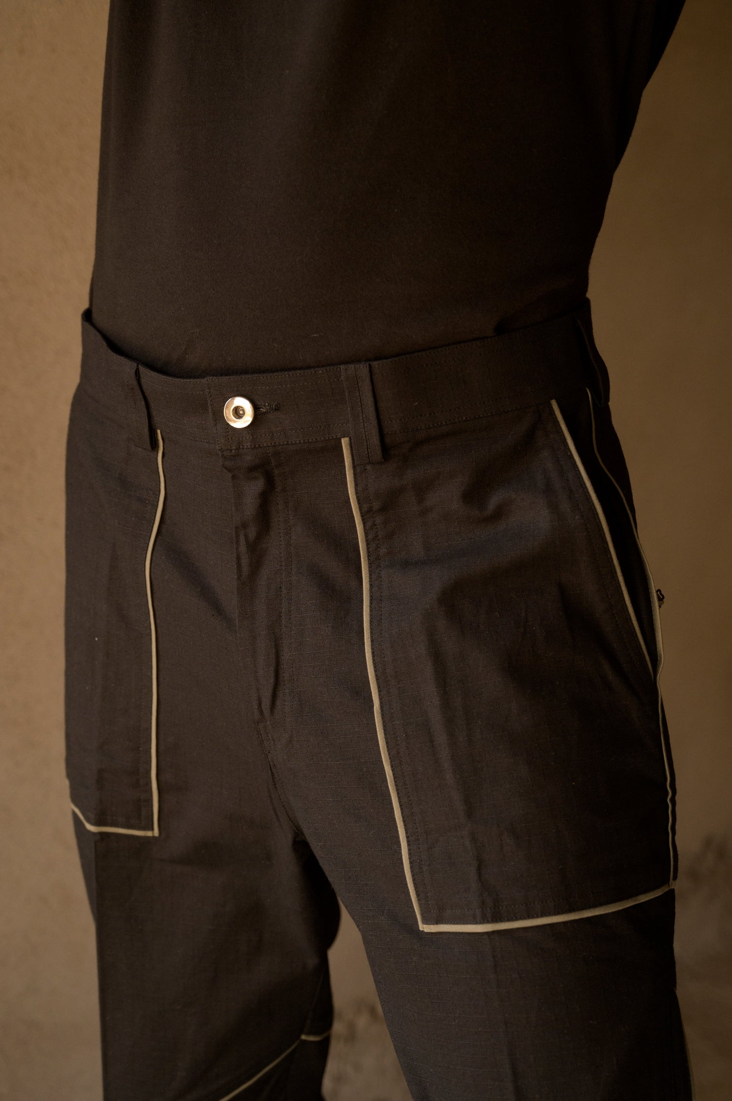 PARALLAX SPLICED TROUSERS - BLACK