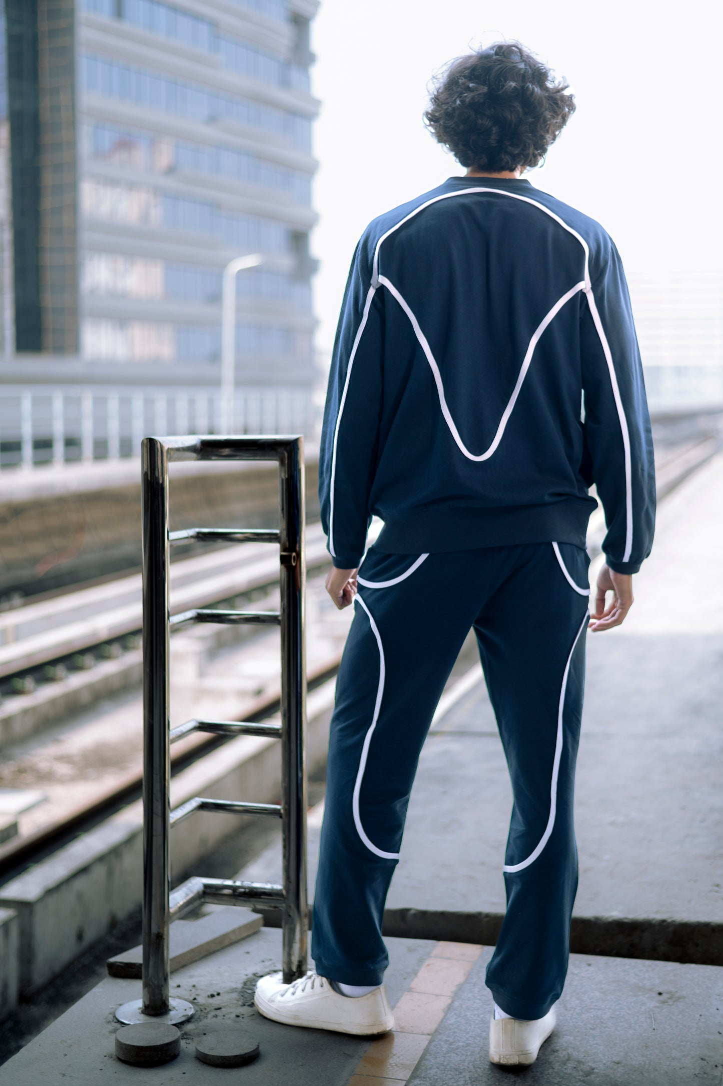 SINEWAVE SWEATSHIRT NAVY