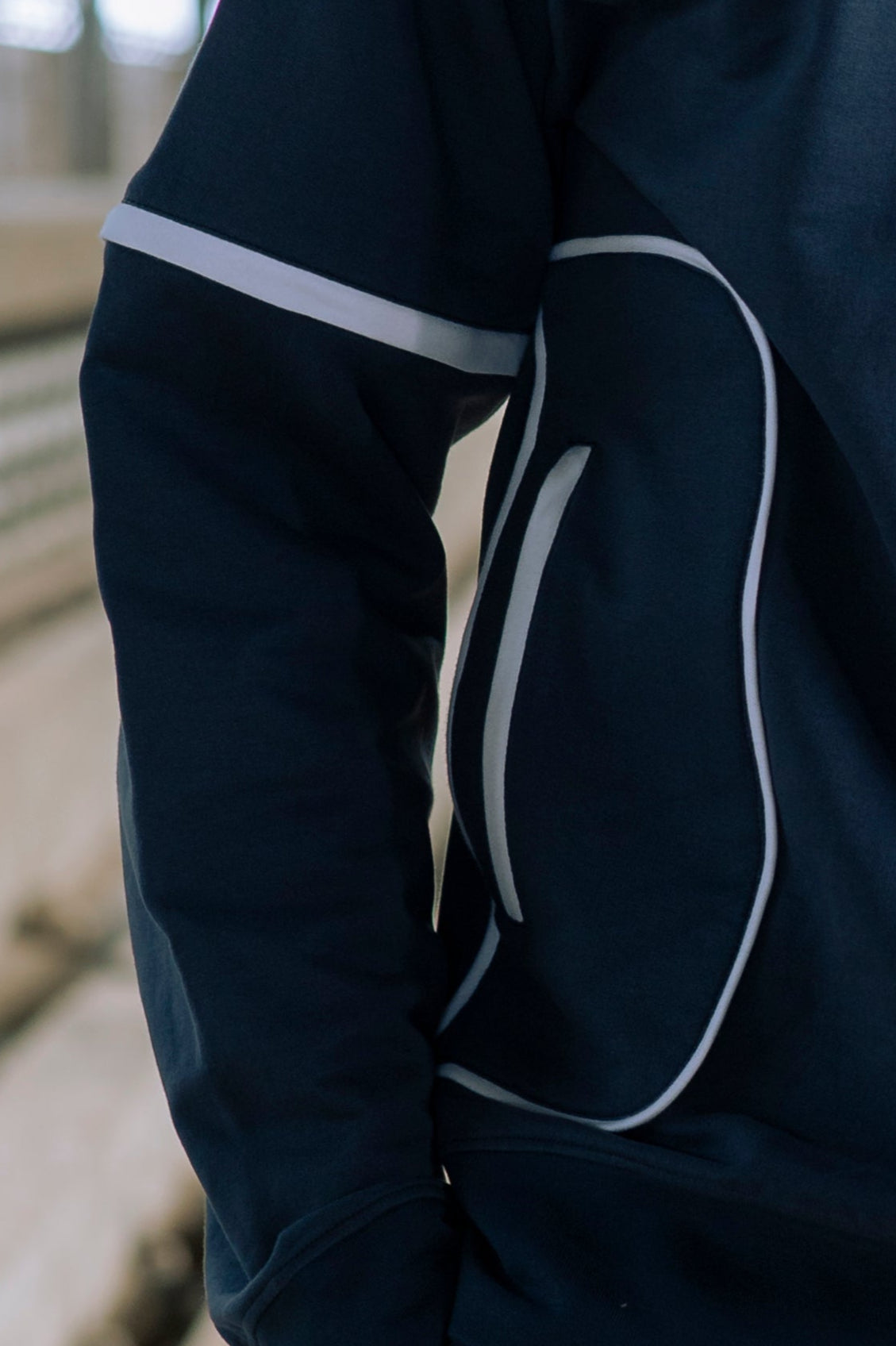 OUTLINER MODULAR SWEATSHIRT